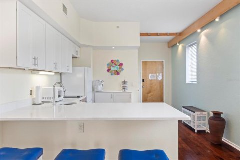 Condominio en venta en Palm Coast, Florida, 1 dormitorio, 62.24 m2 № 2097664 - foto 14