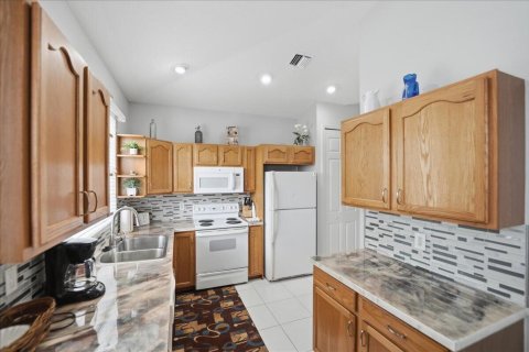 Touwnhouse à louer à Port St. Lucie, Floride: 3 chambres, 162.58 m2 № 2078344 - photo 18