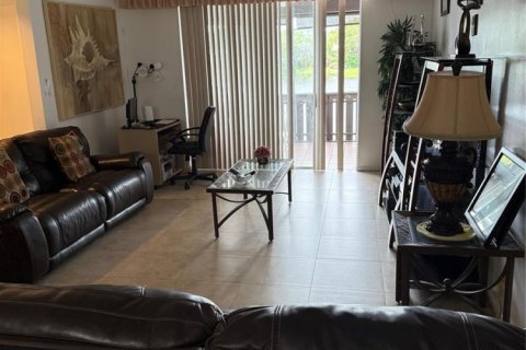 Copropriété à vendre à Lauderhill, Floride: 3 chambres, 123.56 m2 № 2084309 - photo 3