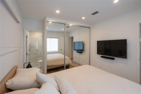 Villa ou maison à vendre à Miami Beach, Floride: 3 chambres, 137.68 m2 № 1888940 - photo 12