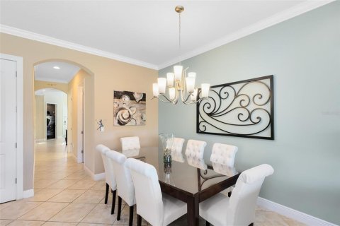 House in Four Corners, Florida 6 bedrooms, 297.57 sq.m. № 1518956 - photo 9