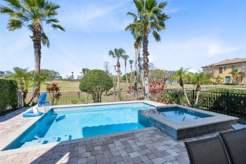 House in Four Corners, Florida 6 bedrooms, 297.57 sq.m. № 1518956 - photo 4