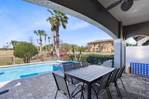 House in Four Corners, Florida 6 bedrooms, 297.57 sq.m. № 1518956 - photo 17