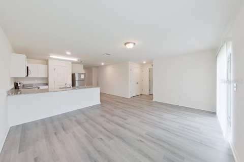 Villa ou maison à louer à Lehigh Acres, Floride: 4 chambres, 134.62 m2 № 2409874 - photo 4
