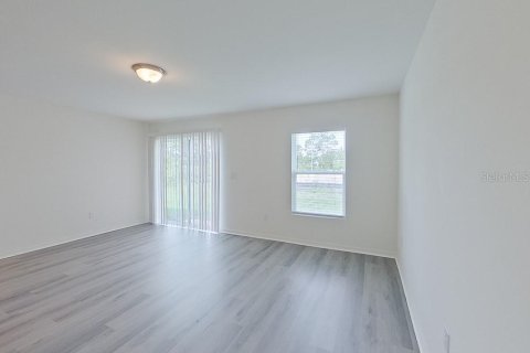 Villa ou maison à louer à Lehigh Acres, Floride: 4 chambres, 134.62 m2 № 2409874 - photo 3