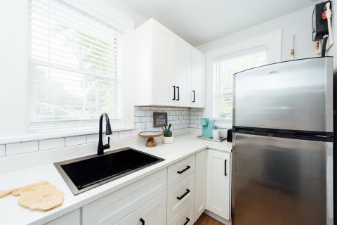 Apartamento en alquiler en Saint Petersburg, Florida, 1 dormitorio, 55.74 m2 № 1870173 - foto 10