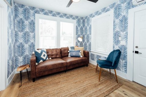 Apartamento en alquiler en Saint Petersburg, Florida, 1 dormitorio, 55.74 m2 № 1870173 - foto 4