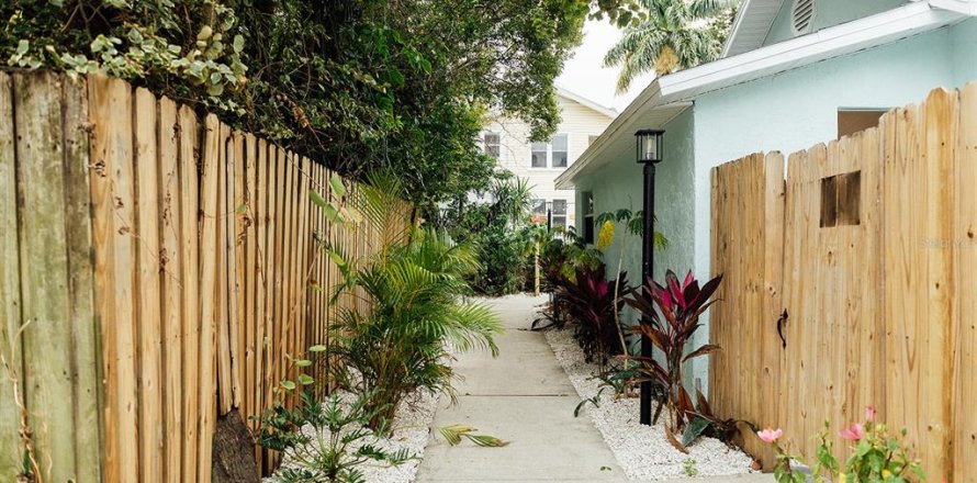 Apartamento en Saint Petersburg, Florida 1 dormitorio, 55.74 m2 № 1870173