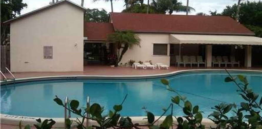 Condominio en Coconut Creek, Florida, 2 dormitorios № 1116880