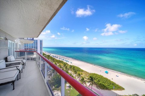 Copropriété à louer à Miami Beach, Floride: 2 chambres, 109.62 m2 № 2255605 - photo 28