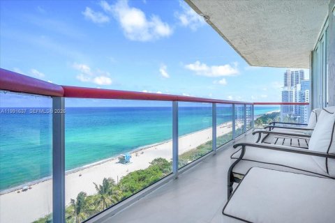 Copropriété à louer à Miami Beach, Floride: 2 chambres, 109.62 m2 № 2255605 - photo 29