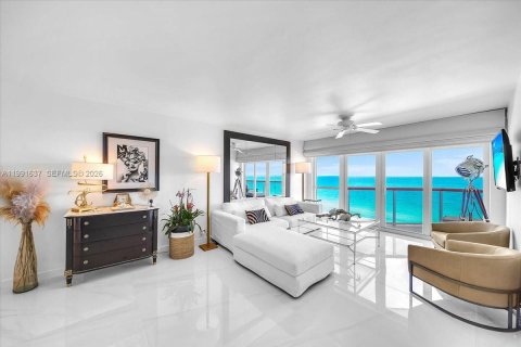Copropriété à louer à Miami Beach, Floride: 2 chambres, 109.62 m2 № 2255605 - photo 7