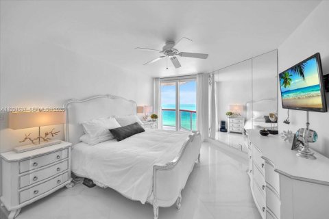 Copropriété à louer à Miami Beach, Floride: 2 chambres, 109.62 m2 № 2255605 - photo 18
