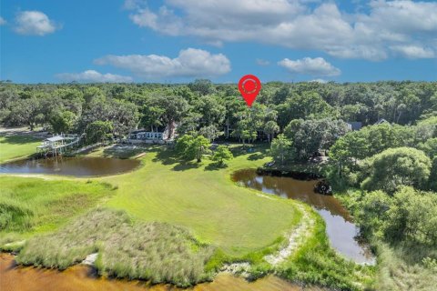 Casa en venta en Geneva, Florida, 5 dormitorios, 329.15 m2 № 1796026 - foto 27