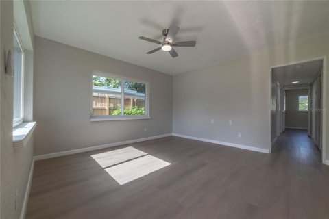 House in Clearwater, Florida 3 bedrooms, 125.14 sq.m. № 1414726 - photo 29