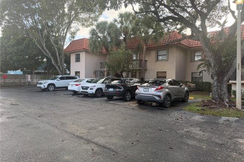 Condo à Sunrise, Floride, 2 chambres  № 2077386