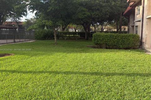 Copropriété à vendre à Sunrise, Floride: 2 chambres, 74.32 m2 № 2077386 - photo 17