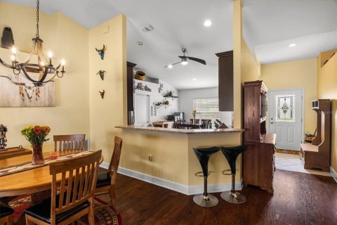 House in Lake Hamilton, Florida 3 bedrooms, 158.68 sq.m. № 2395982 - photo 11