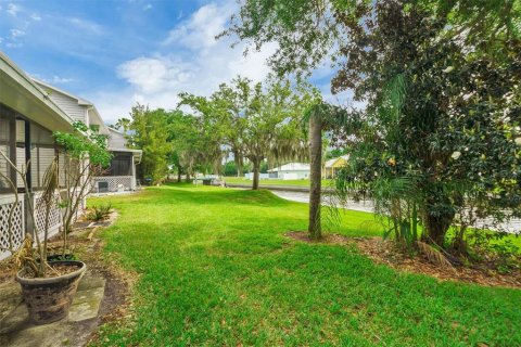 Condo in Winter Haven, Florida, 2 bedrooms № 2206447 - photo 27