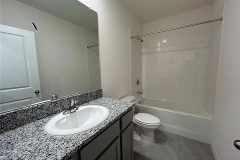 Снять в аренду таунхаус в Брейдентон, Флорида 3 спальни, 154.31м2, № 2114620 - фото 22