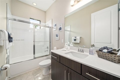 House in Davenport, Florida 4 bedrooms № 1954290 - photo 29