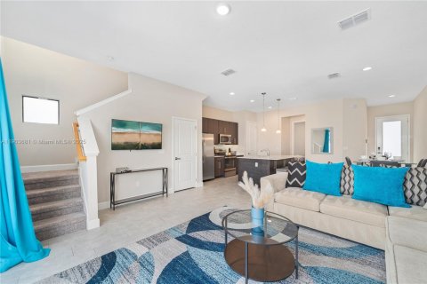 House in Davenport, Florida 4 bedrooms № 1954290 - photo 16