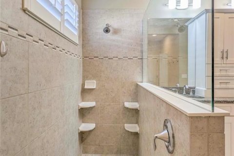 Casa en alquiler en Lakewood Ranch, Florida, 5 dormitorios, 306.58 m2 № 1917480 - foto 17