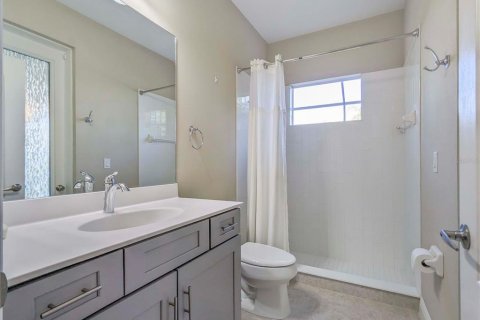 Casa en alquiler en Lakewood Ranch, Florida, 5 dormitorios, 306.58 m2 № 1917480 - foto 23