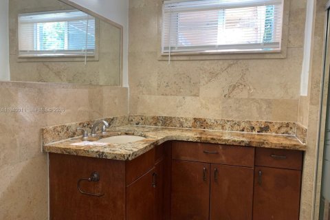 Villa ou maison à vendre à West Park, Floride: 2 chambres, 99.96 m2 № 1996897 - photo 7