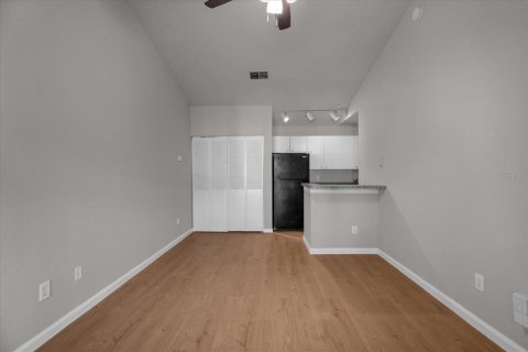 Appartement à louer à Orlando, Floride: 1 chambre, 46.36 m2 № 2400418 - photo 13