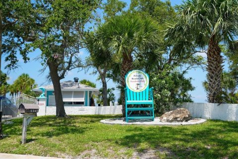 House in New Port Richey, Florida 2 bedrooms, 118.17 sq.m. № 2238438 - photo 24