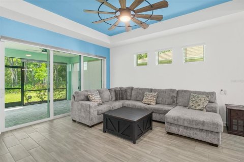 Casa en venta en Daytona Beach, Florida, 2 dormitorios, 165.18 m2 № 2377508 - foto 7