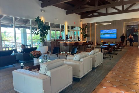 Apartamento en alquiler en Doral, Florida, 3 dormitorios, 158.86 m2 № 1948635 - foto 18