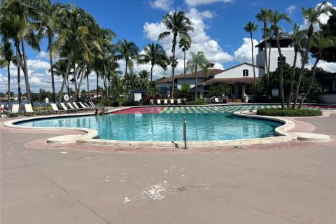 Apartamento en alquiler en Doral, Florida, 3 dormitorios, 158.86 m2 № 1948635 - foto 29