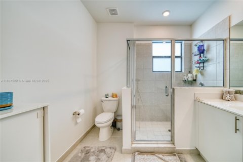 Touwnhouse à louer à Miami, Floride: 3 chambres, 157.47 m2 № 1826084 - photo 20