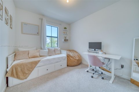 Touwnhouse à louer à Miami, Floride: 3 chambres, 157.47 m2 № 1826084 - photo 24