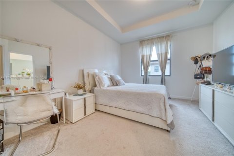 Touwnhouse à louer à Miami, Floride: 3 chambres, 157.47 m2 № 1826084 - photo 17