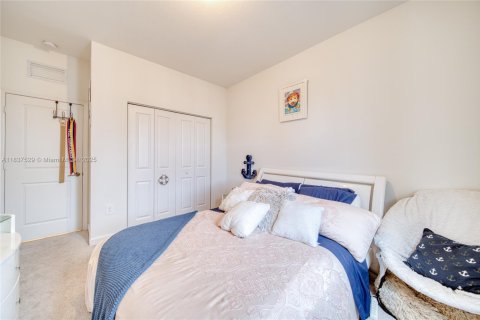 Touwnhouse à louer à Miami, Floride: 3 chambres, 157.47 m2 № 1826084 - photo 22