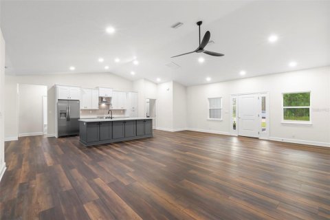 House in Brooksville, Florida 3 bedrooms, 208.57 sq.m. № 1816644 - photo 6