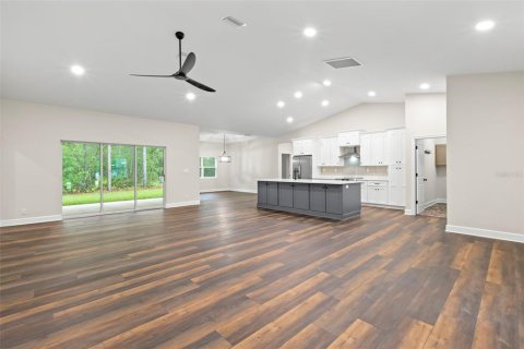 House in Brooksville, Florida 3 bedrooms, 208.57 sq.m. № 1816644 - photo 11