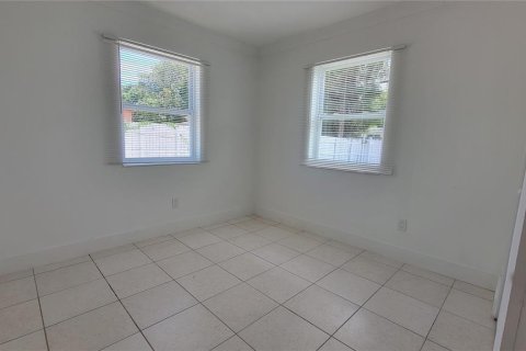 Casa en venta en Deerfield Beach, Florida, 4 dormitorios, 138.61 m2 № 2077696 - foto 15