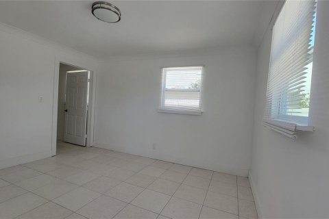Casa en venta en Deerfield Beach, Florida, 4 dormitorios, 138.61 m2 № 2077696 - foto 17