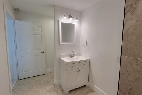 Casa en venta en Deerfield Beach, Florida, 4 dormitorios, 138.61 m2 № 2077696 - foto 21