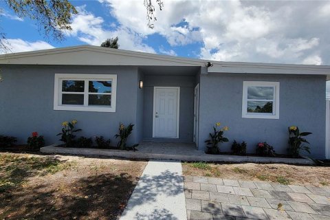 Casa en venta en Deerfield Beach, Florida, 4 dormitorios, 138.61 m2 № 2077696 - foto 3