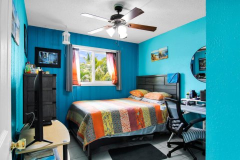 House in Pompano Beach, Florida 3 bedrooms, 162.11 sq.m. № 2387098 - photo 22