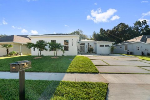 Villa ou maison à vendre à Brooksville, Floride: 4 chambres, 227.52 m2 № 2356586 - photo 3