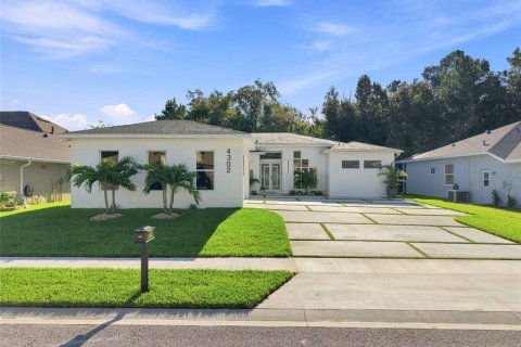 Villa ou maison à vendre à Brooksville, Floride: 4 chambres, 227.52 m2 № 2356586 - photo 6