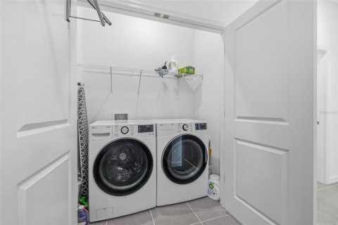Купить виллу или дом в Уэсли-Чепел, Флорида 3 комнаты, 145.39м2, № 2209549 - фото 15