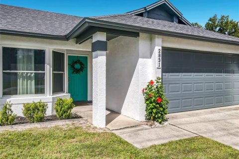 House in Deltona, Florida 3 bedrooms, 147.44 sq.m. № 2430608 - photo 3