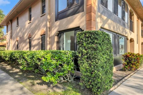 Condo à Largo, Floride, 2 chambres  № 2130301